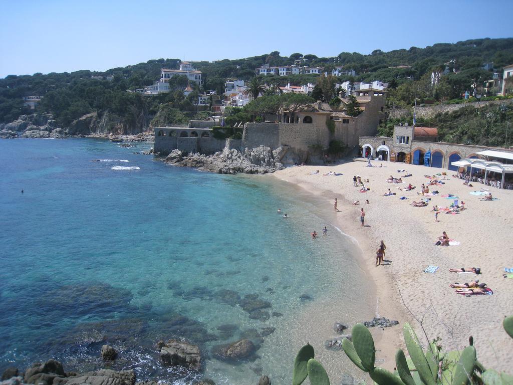 Apartamentos Port-Pelegri Calella De Palafrugell Exterior photo