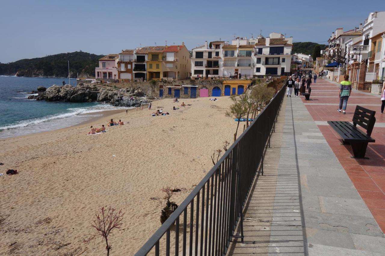 Apartamentos Port-Pelegri Calella De Palafrugell Exterior photo